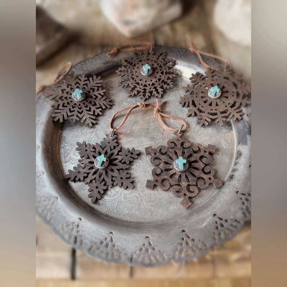 Ornaments Rustic Snowflake Cross Set of Five